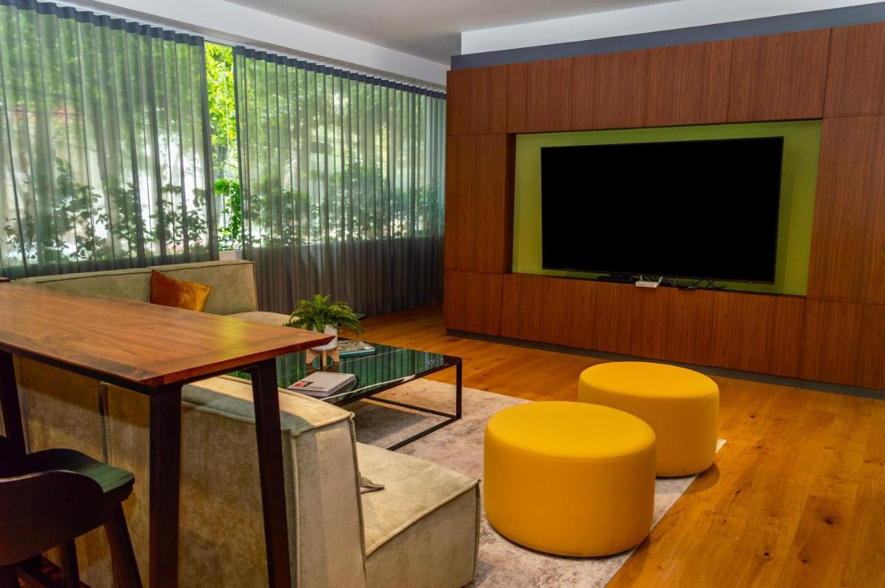 Mi Zona Lodging Condesa Kota Meksiko Bagian luar foto
