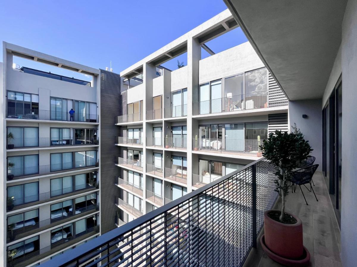 Mi Zona Lodging Condesa Kota Meksiko Bagian luar foto
